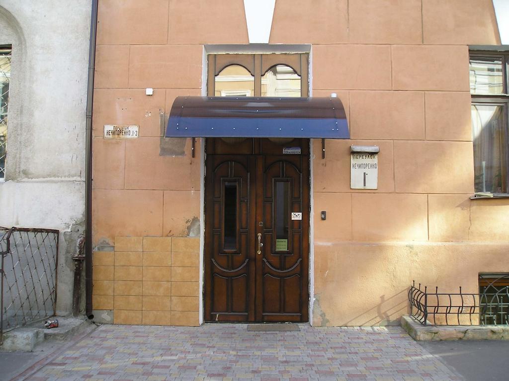 Uyut Hostel Odessa Zewnętrze zdjęcie
